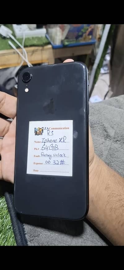 Apple iPhone XR