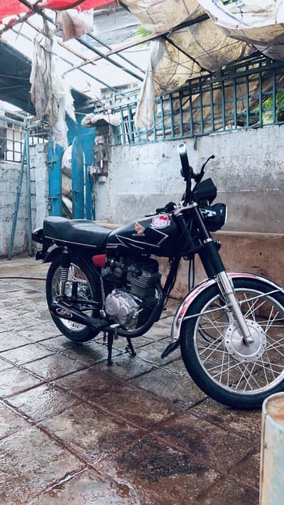 Cg 125 brat style