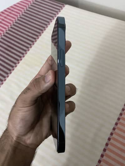Apple iPhone 12 Pro