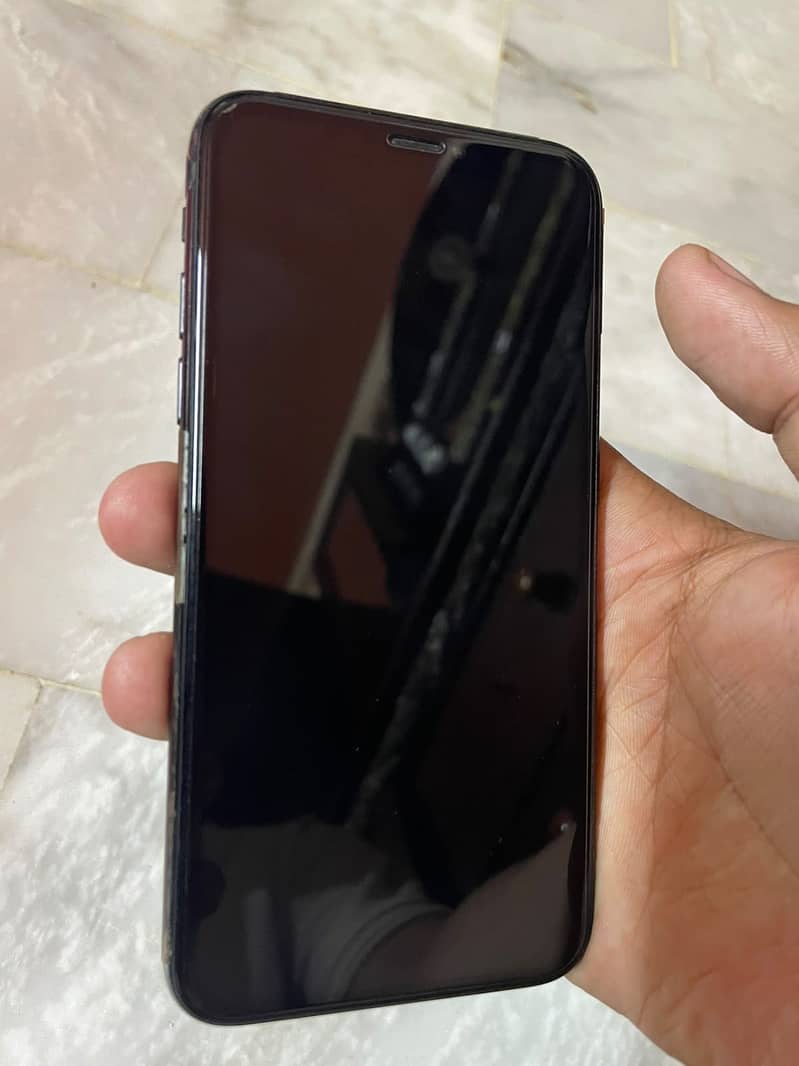 Apple iPhone X 4