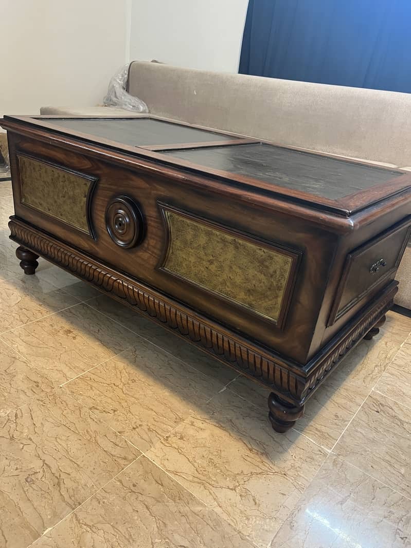 Coffee table chinioti 3