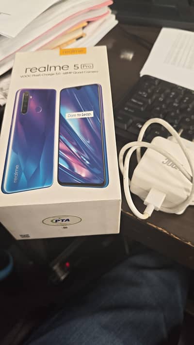 Realme 5 Pro 8/128 Lush Condition