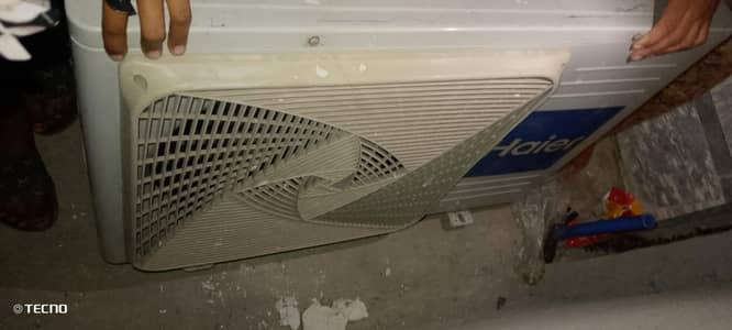 Ac for sale used condition. All ok cooling best.