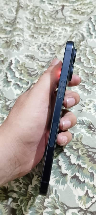 Apple iPhone 15 plus