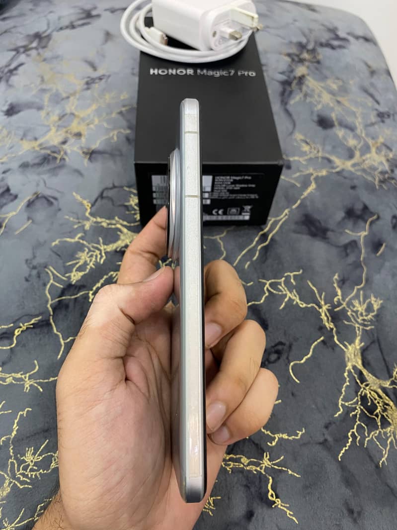 Honor Magic 7 Pro 5