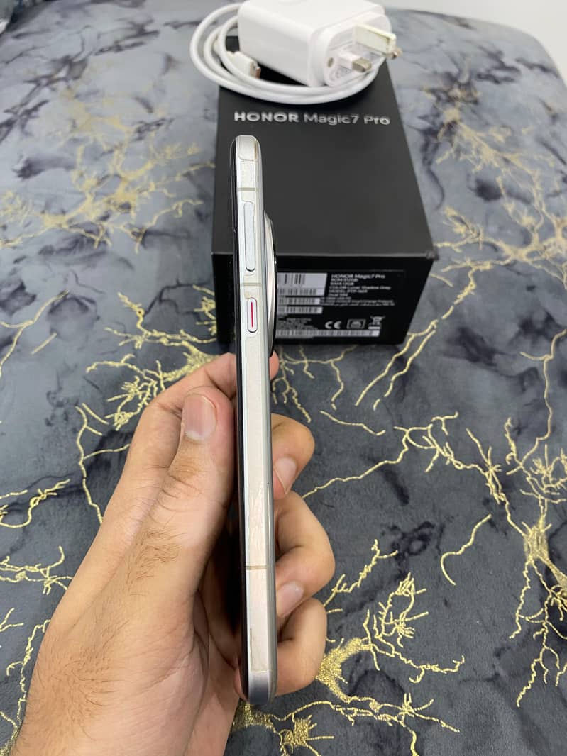 Honor Magic 7 Pro 6