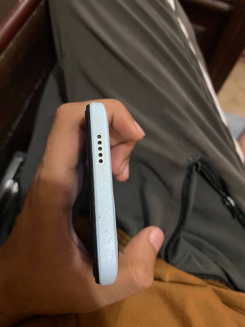 Redmi A2+ 1