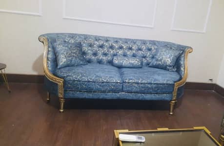 5 Seater Sofa Set With Table