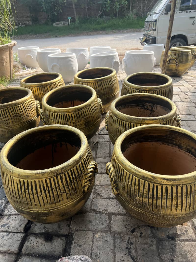 Clay pots 1