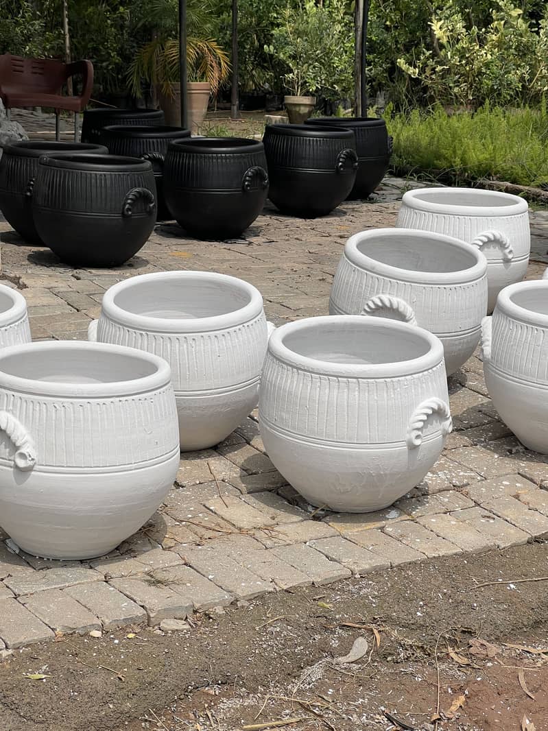 Clay pots 4