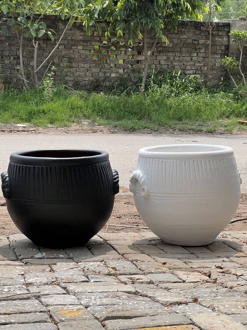 Clay pots 5