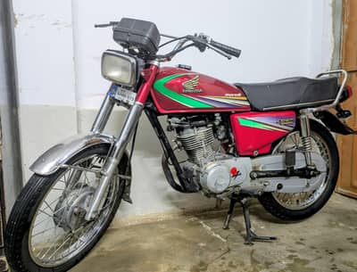 Honda CG 125 | 2015 Model | Islamabad Registered | Original Documents