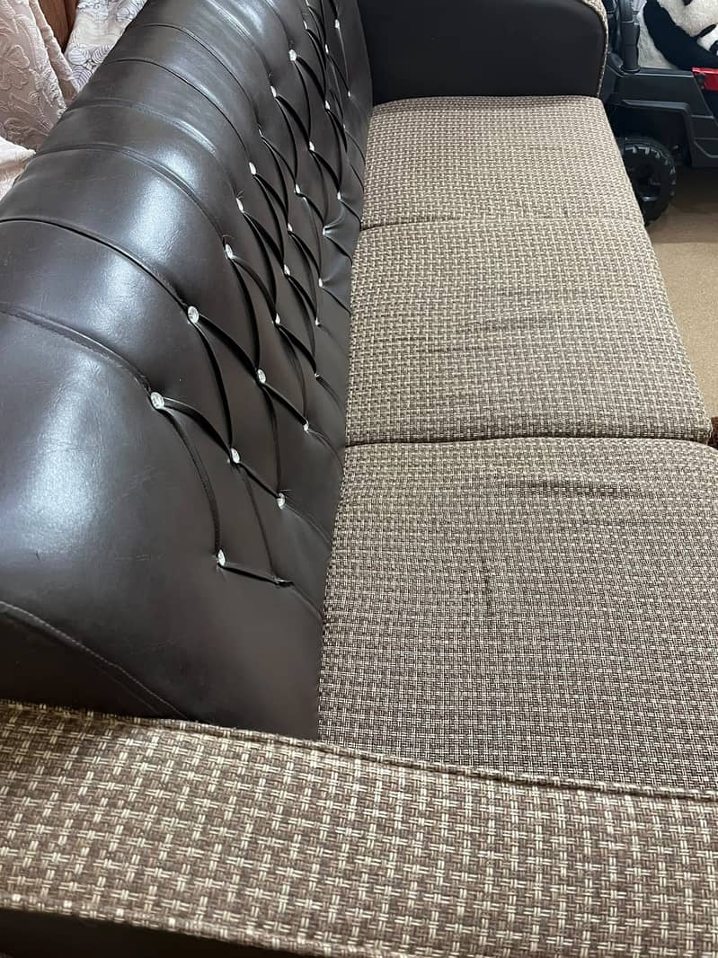 Luxury Sofa Set 5