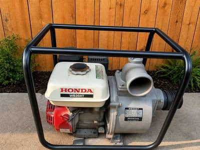 working  water pump