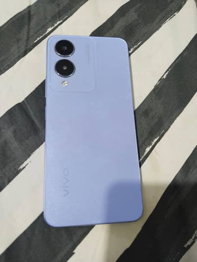 Vivo Y17s