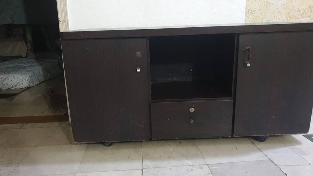 2 sideboards 0