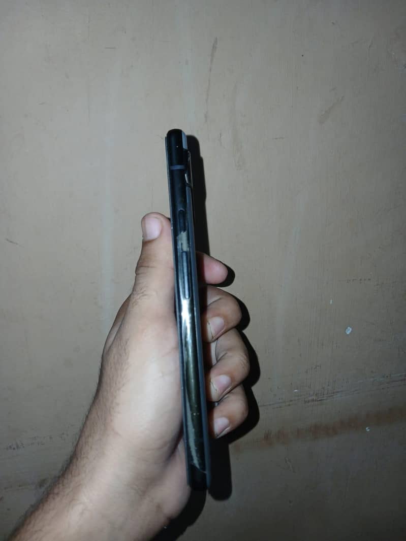 Google Pixel 6a 4