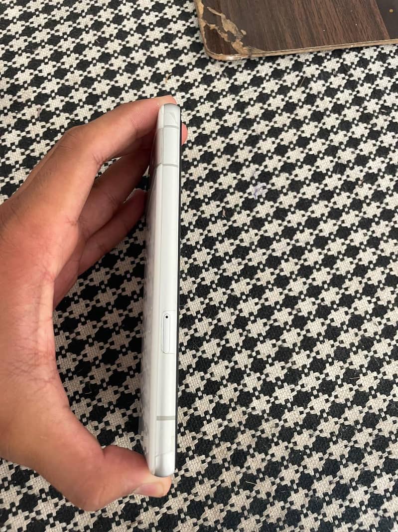 Google Pixel 7a 5