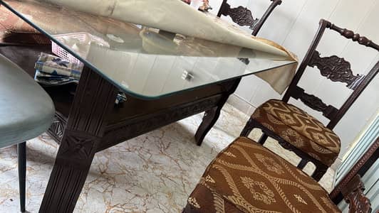 Dining table with 6 chairs