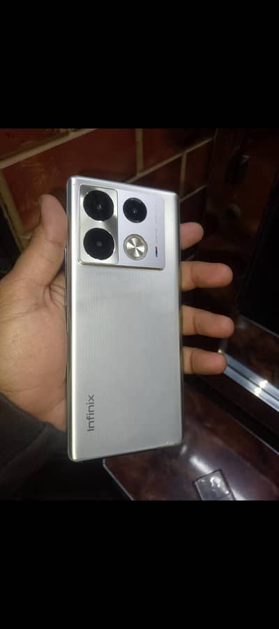 Infinix Note 40 Pro