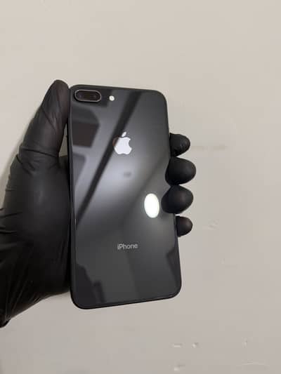 iPhone 8 Plus
