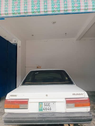 Nissan Sunny 1988