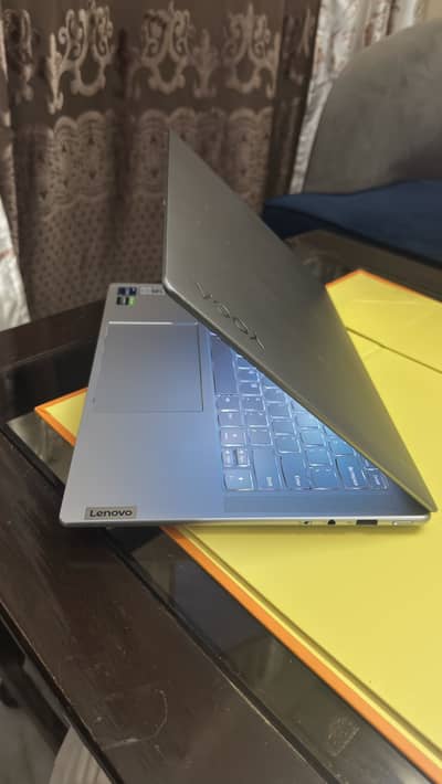 Lenovo Yoga Pro 14s