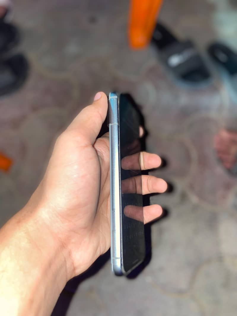 Google Pixel 8 3