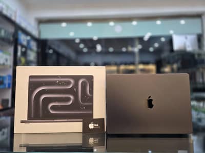 Macbook Pro 14inch M5 Chip 24/1TB Only 4Cc Company Purchased