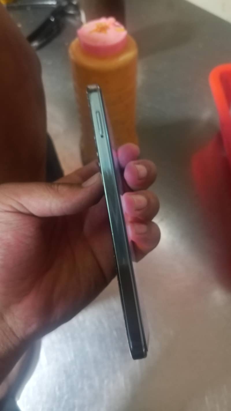 Tecno Camon 19 Pro 4