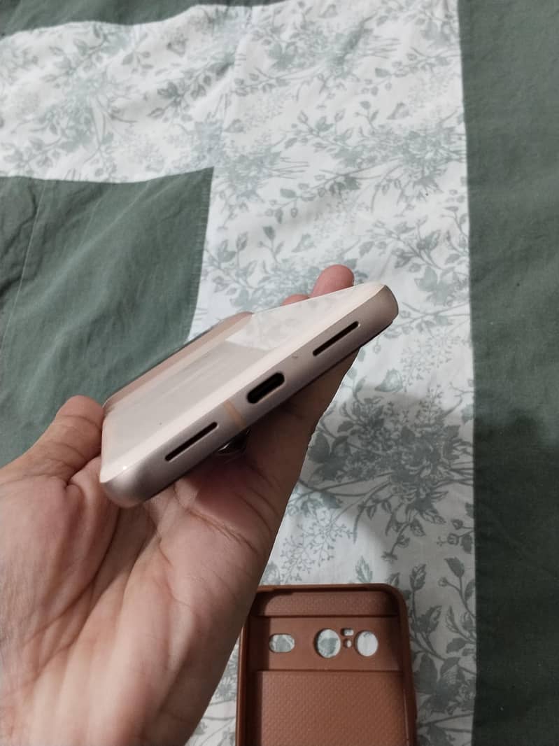 Google pixel 8 1