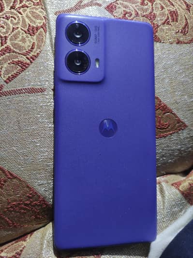 Motorola Moto G85