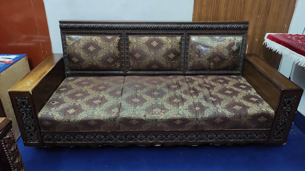 5 Seater Sofa 1