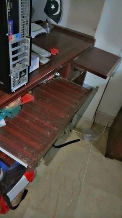 computer trolley urgent for sel