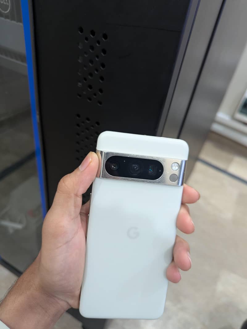 Google Pixel 8 Pro 0