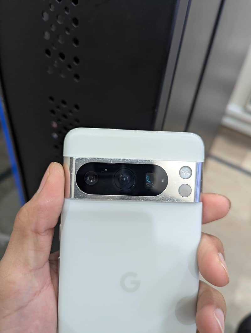Google Pixel 8 Pro 1