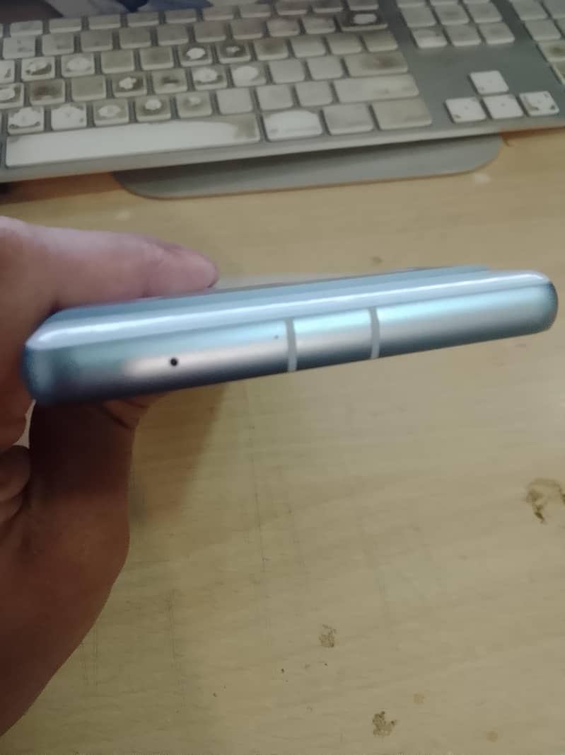 Google Pixel 7A 5