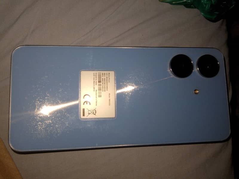 Realme Note 60 4