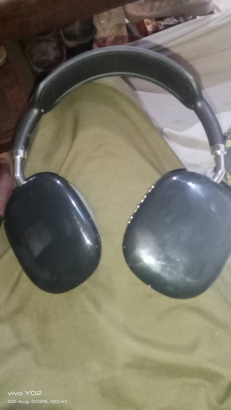 headphone 2