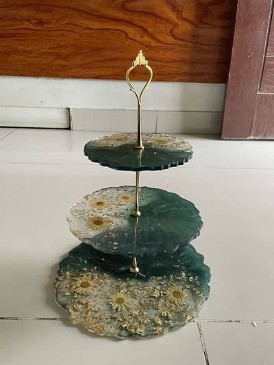 3-tier resin tray