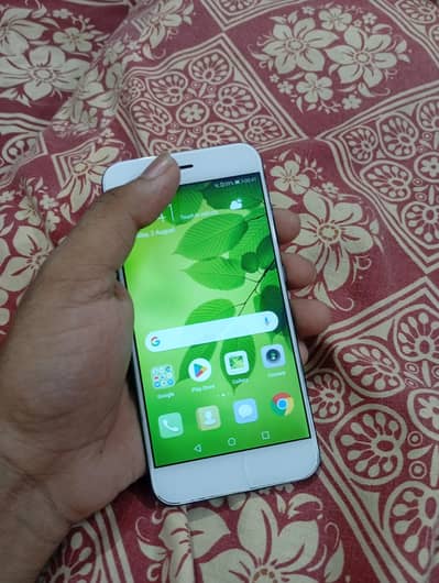Huawei Nova 2 4/64 ladies hand home use read add description