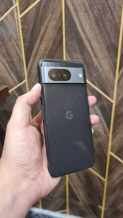 Google Pixel 8