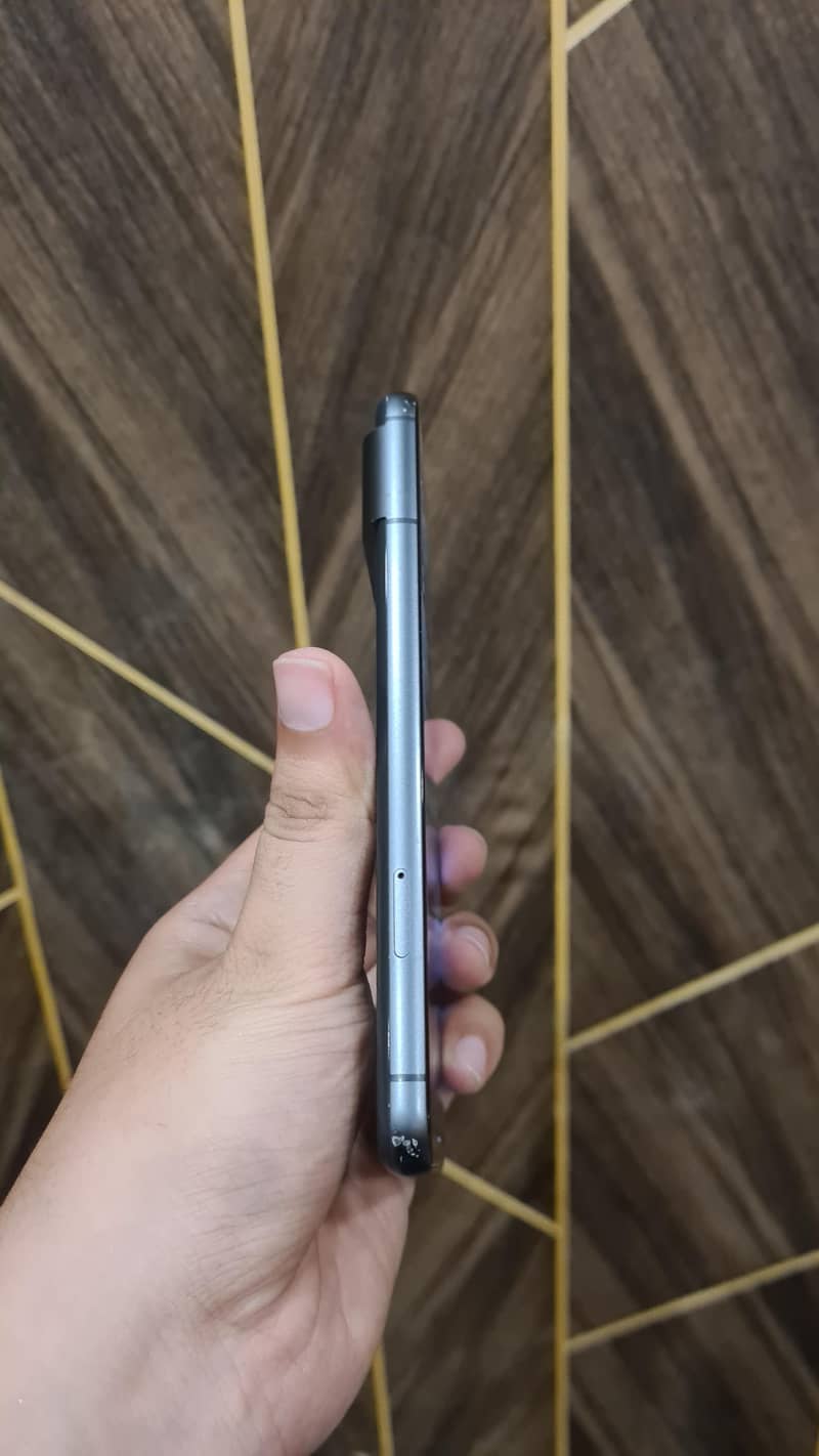 Google Pixel 8 3