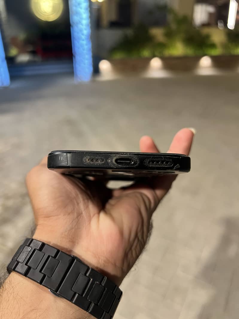 iPhone 15 Jv 1