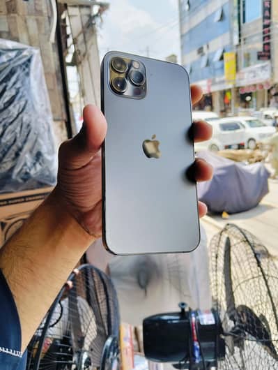 Apple iPhone 12 Pro