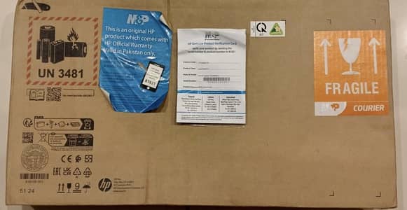 Brand new. Box sealed. Gift . Not opened uet