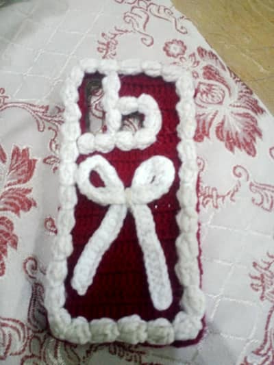 crochet mobile cover