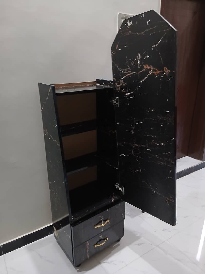 Dressing Table 1