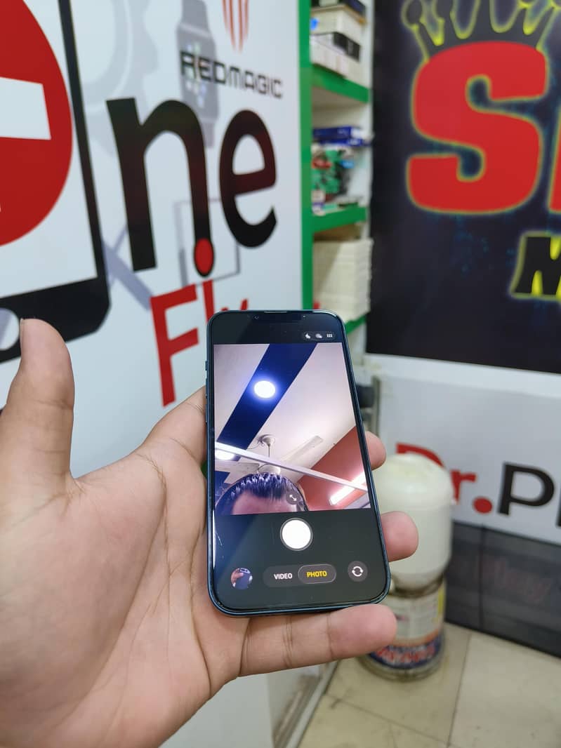 IPHONE 13 5