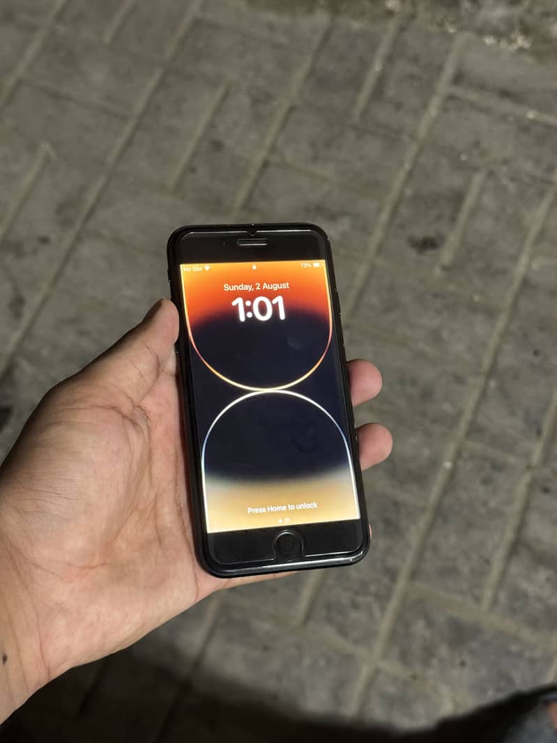 IPhone se 3rd generation 1